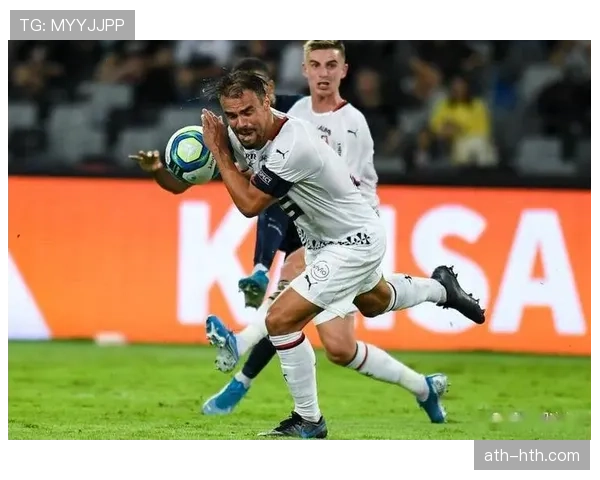 马赛对阵雷恩，开场3分钟即通过战术角球取得领先